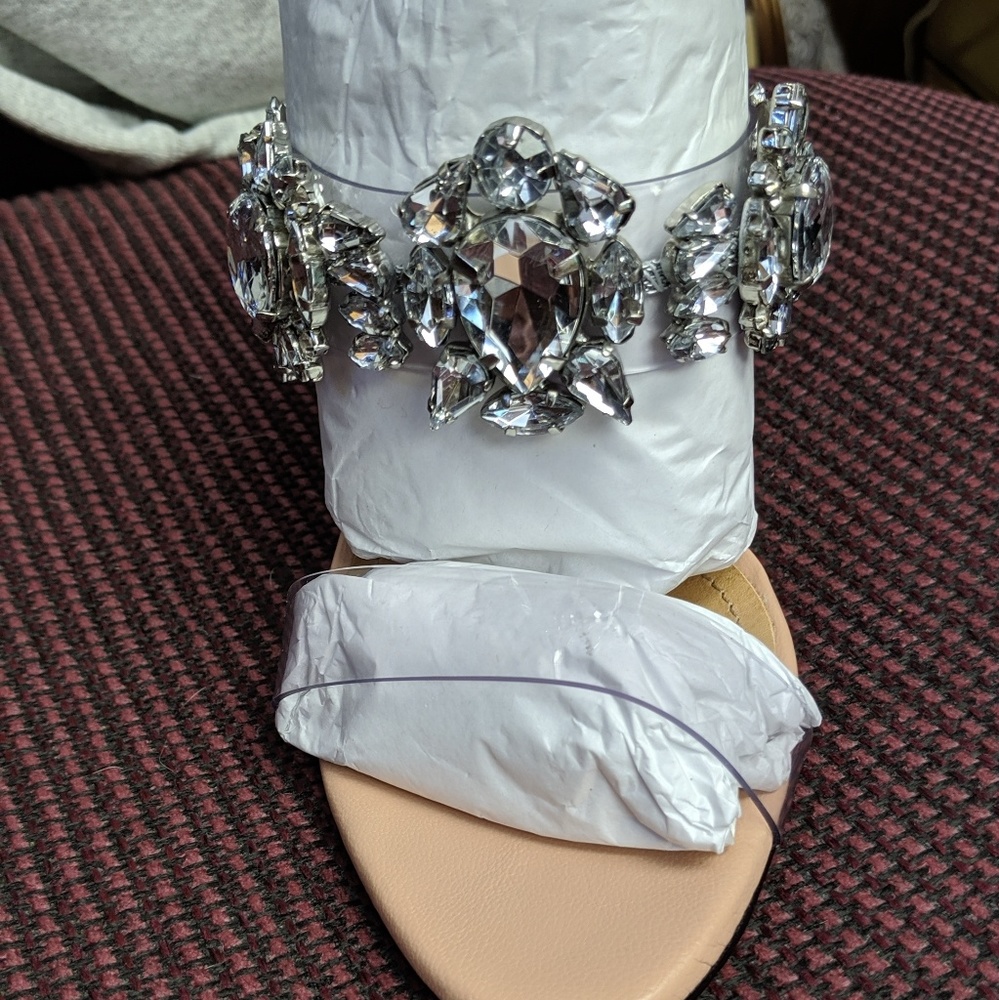 Heels - Picture 2 of 7